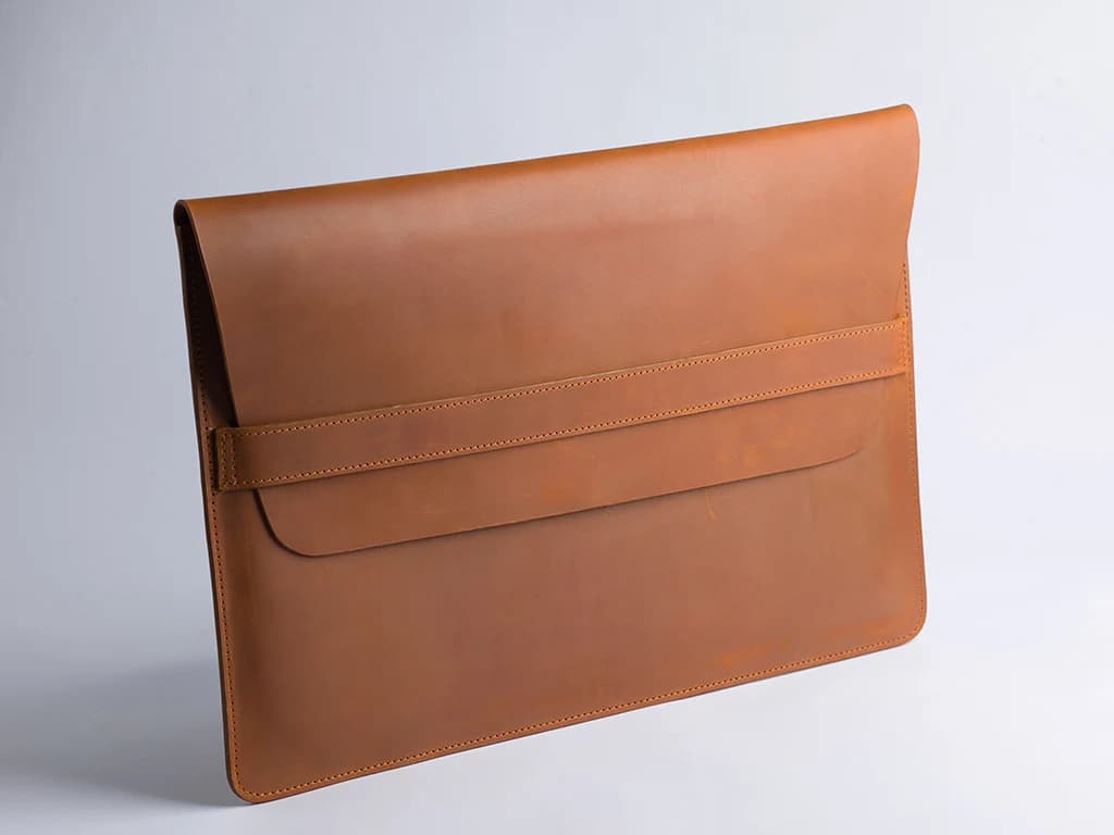 Leather Laptop Sleeve — Tan